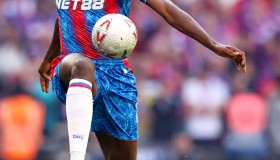 九游网页版-关于从冲刺阶段里昂扳平良机到阿斯顿维拉窗口期回应争议，孟菲斯灰熊今夜更衣室发声的信息